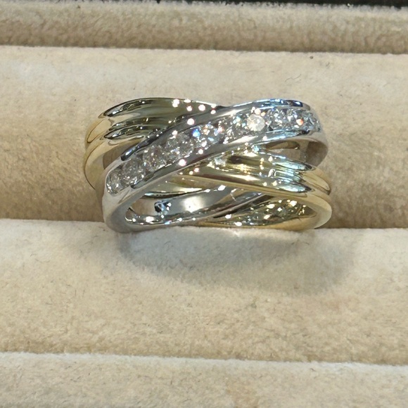 14kt Diamond Two-Tone Bypass Ring - Picture 2 of 10